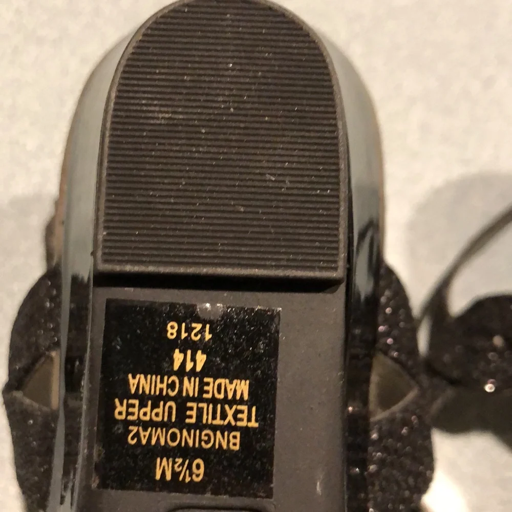Bandolino Wedge Sandals with Sparkles 6 1/2 - Picture 12 of 16